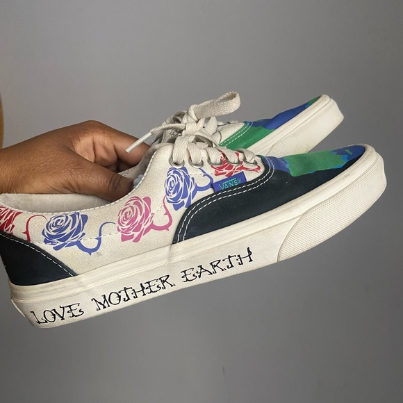 Vans Other - Mother Earth Vans low top